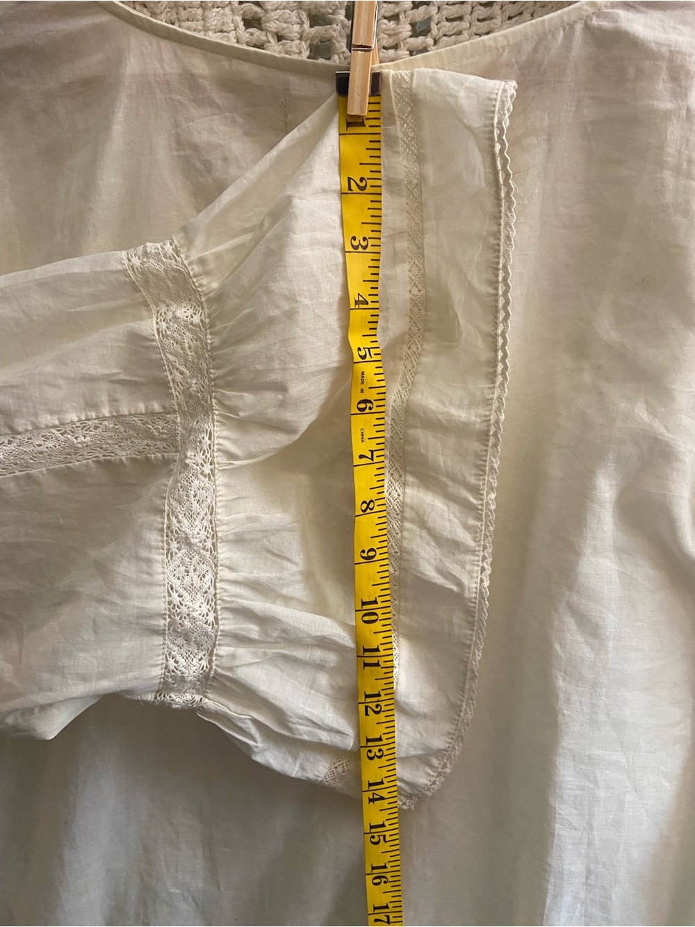 NWT Torrid Festi 2X White Lace Bell Sleeve Hi Low Boho Top - Picture 10 of 11